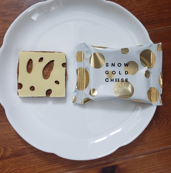 SNOW GOLD CHEESE（スノーゴールドチーズ）