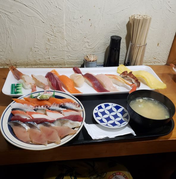 みゆきちゃん定食の握り寿司＆海鮮丼を食べてきた【札幌のオモウマい