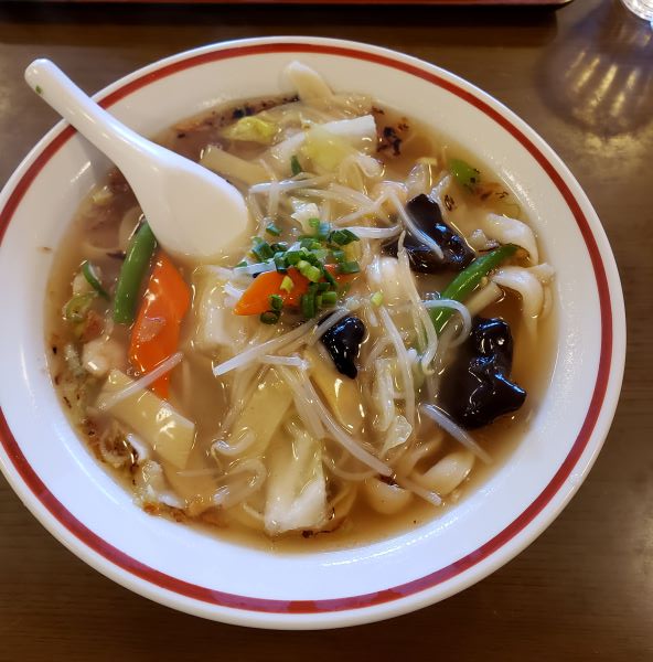 玉林酒家　刀削麺