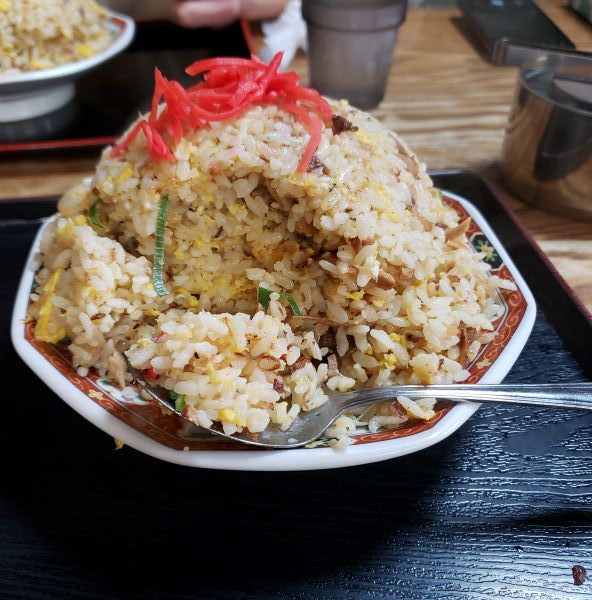 【口コミで評判】札幌の「こく一番みどりや」のラーメン付きチャーハンはボリューム満点！