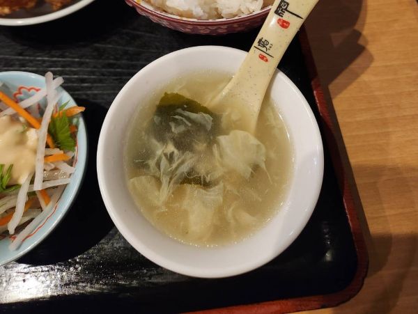 東方明珠飯店は鶏のから揚げ以外のメニューも豊富！