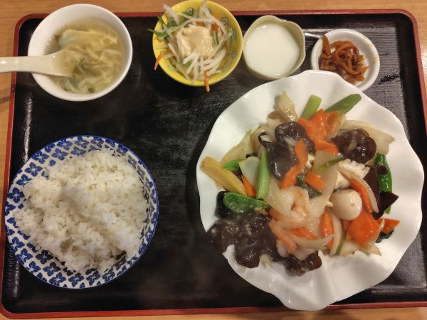 まとめ：東方明珠飯に足を運んだら、定食と一緒に鶏のから揚げを楽しんで！