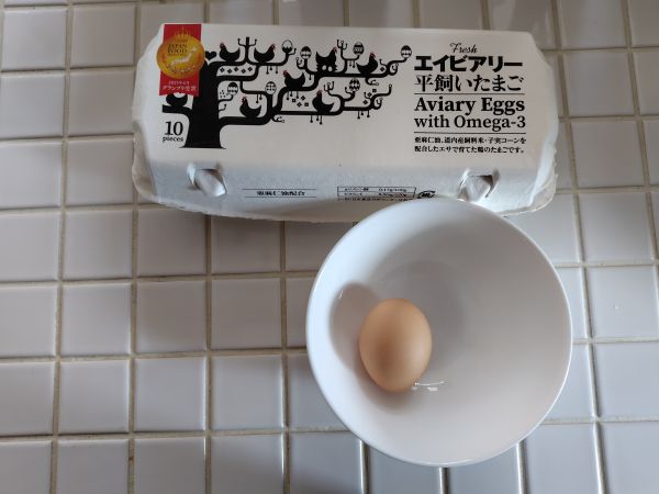 ⑤マザーズプラス苫小牧：新鮮なこだわり卵が購入できる。スイーツも豊富