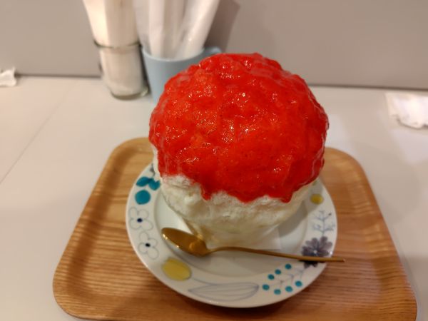 氷処さゆりのかき氷はふわふわ絶品!