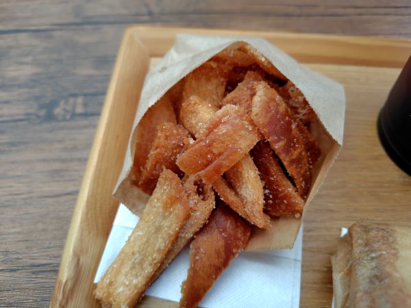 えぞうしカフェの倍乗せ和牛ステーキサンドは目にも舌にも美味しい!
