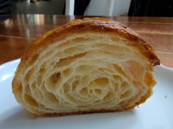 コンガリーナのクロワッサンは美味！豊富なラインナップから選ぶのも楽しい
