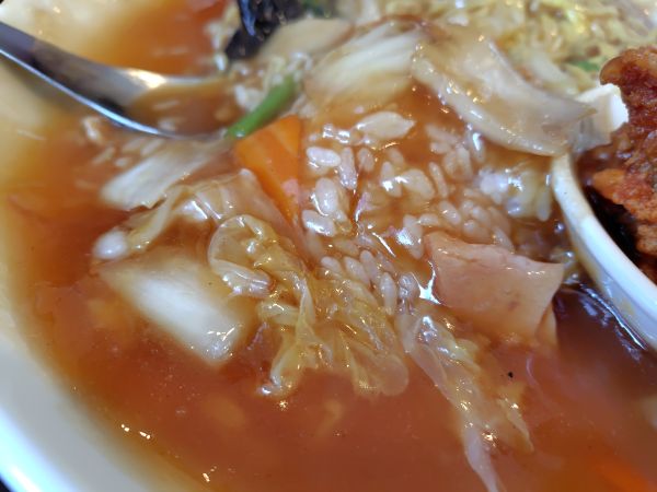 中華爆弾くっきーのランチメニューは美味しくてボリューミー!